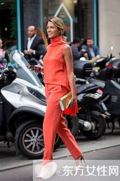 细高跟凉拖鞋时尚搭配技巧 这么搭怎么看都是美的