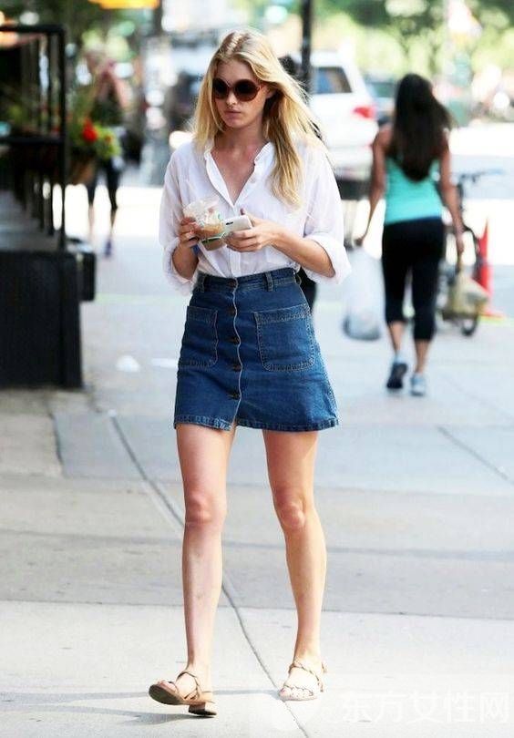 星范十足的减龄装扮 这些 显嫩单品 一个也不能少