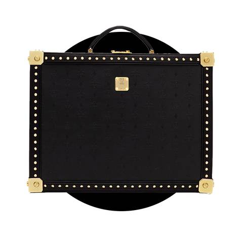 拥有这些时尚单品 你不用再烦明天上班穿什么