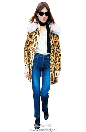 围巾这样搭 保暖又时尚