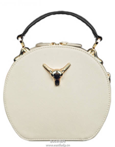 潮人都爱这种包 包包 圆一点 就多点时髦