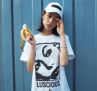 复古棒球帽强势回归 看日韩台女星如何穿搭