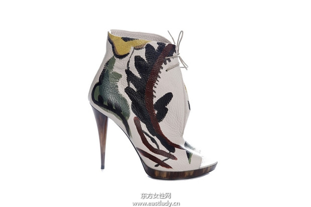 巴宝莉（Burberry）2014秋冬鞋包款式