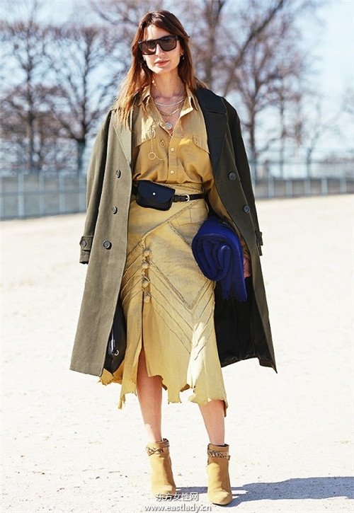 腰包的5个搭法 时尚不俗气