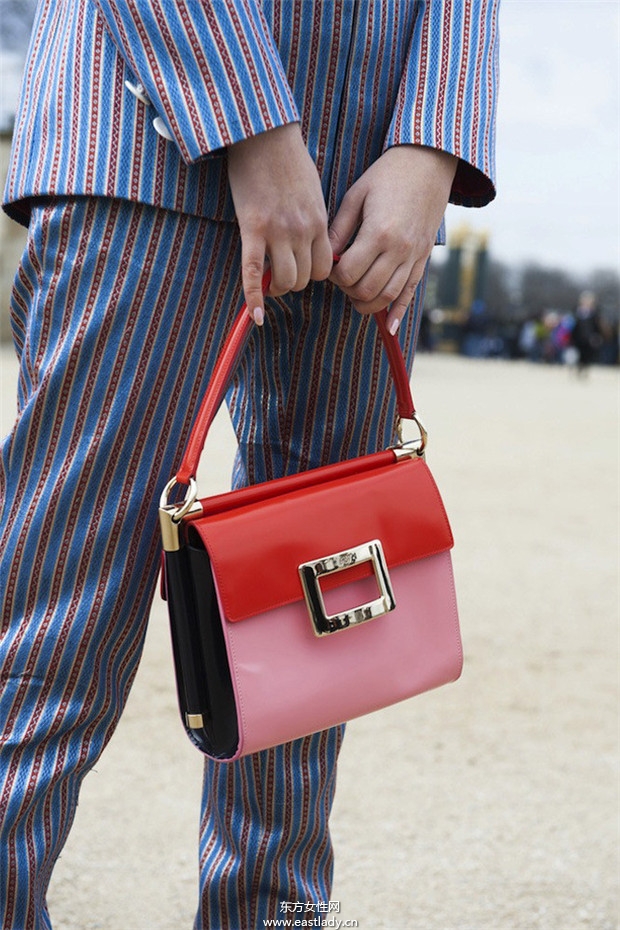 街头达人百变饰品搭个性十足