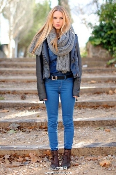 保暖围巾搭配潮流服饰穿出时尚风格