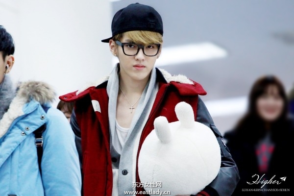 造型精致鸭舌帽时尚指数瞬间得到提升