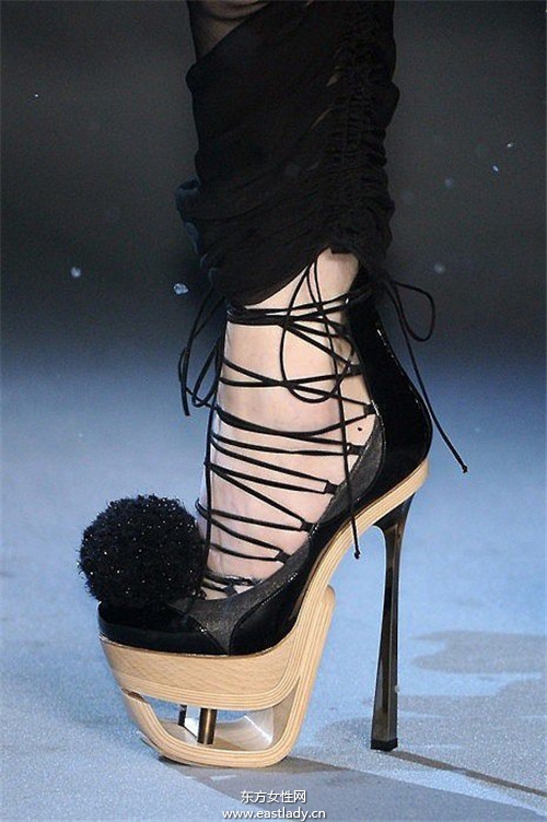 优雅女人必备的高跟鞋