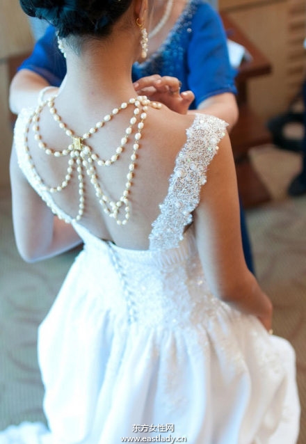 珍珠挂脖项链配婚纱高端大气上档次
