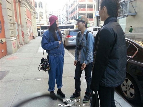 跟超模雎晓雯学品牌女包搭配