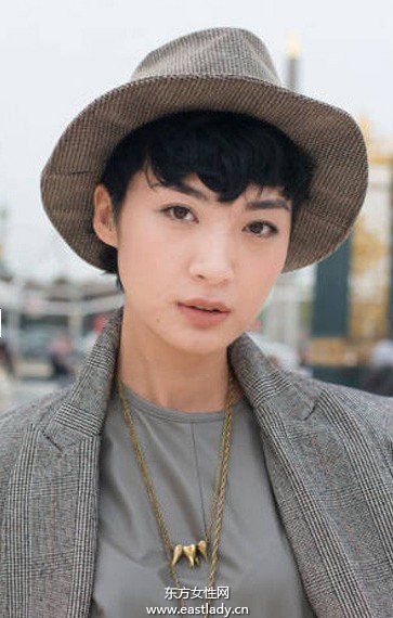 个性女式帽子保暖又时尚