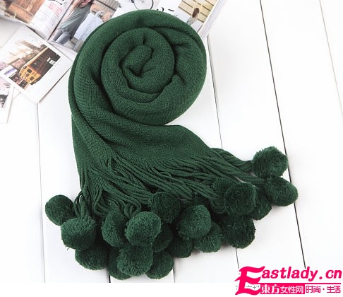 时尚围巾单品给冬日添温暖