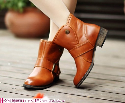 增高鱼嘴松糕单鞋 彰显时尚活力