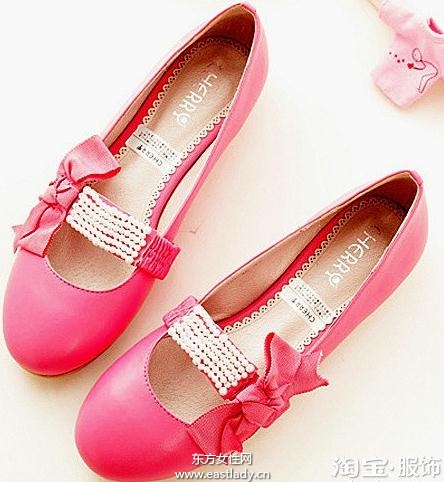 可爱娃娃鞋每个女孩春季必备的单品之一