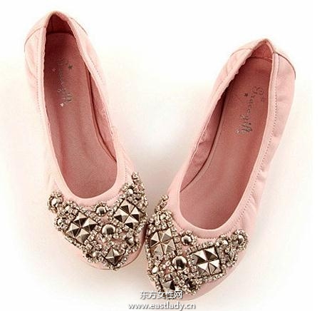 可爱娃娃鞋每个女孩春季必备的单品之一