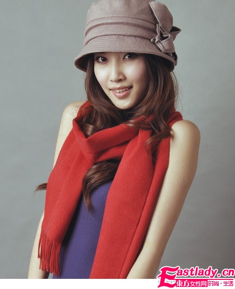 时尚围巾单品给冬日添温暖