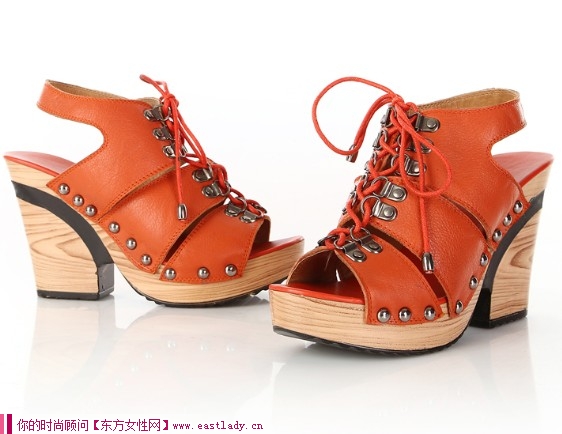 2012新款高跟鱼嘴鞋 加上系带设计个性十足