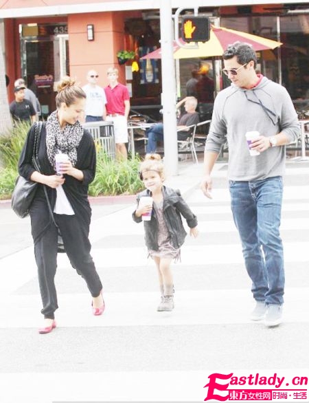 欧美明星出街包包大盘点 哪款是你最爱