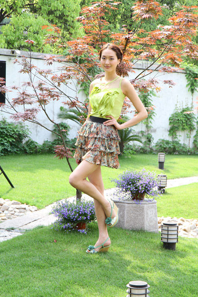 2011达芙妮花园风时尚自然而然