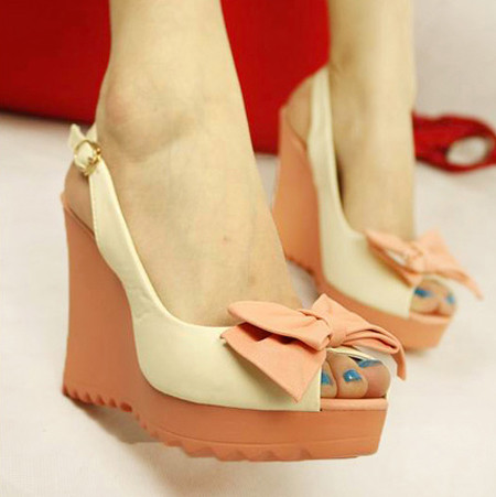 2011夏全牛皮磨砂款拖鞋 舒适又潮流