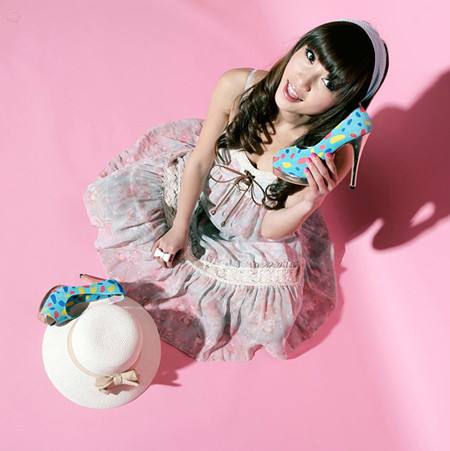 白领逛街上班首选 打造时尚品位穿鞋学