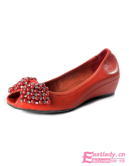 春季缤纷平底单鞋 打造氧气甜美公主