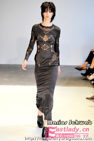 2011春夏蕾丝裙新品发布 打造优雅女人味