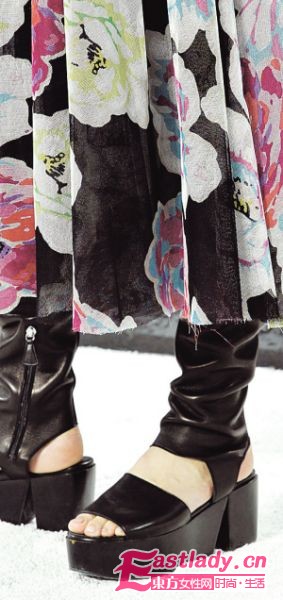 2011春夏流行鞋 打造鞋子新时尚