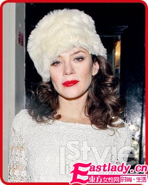 不败雷锋帽 变形再回潮