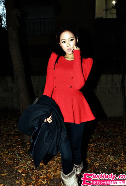 2010流行搭配示范 变身妖娆摩登女