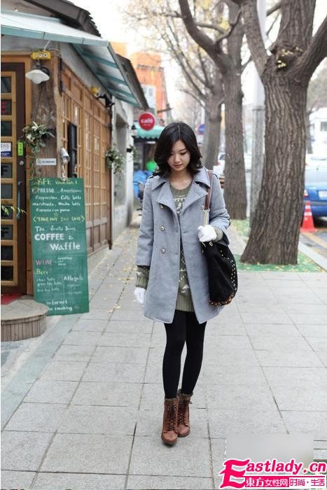 温暖弥漫寒冬 针织连衣裙萌翻天