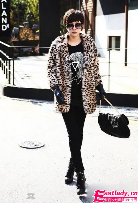 豹纹百变装 引领时装贵族风