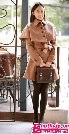 职场优雅甜美展现 OL大衣最In潮