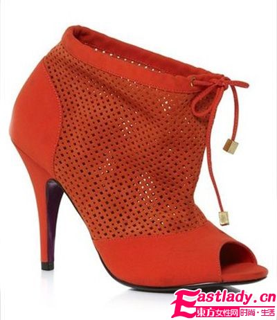 精选10款秋冬女鞋 甜美性感足下生辉