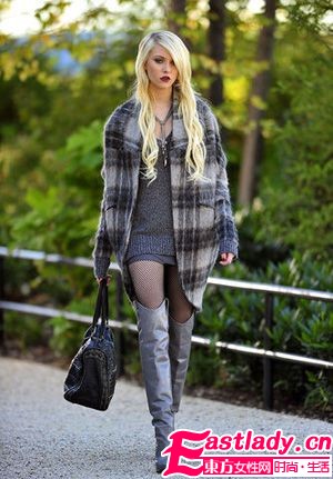 多风格长靴受热宠 欧美女星搭配秀