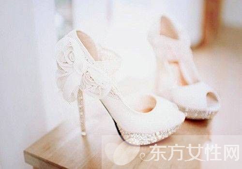 浪漫婚礼时尚高跟鞋 每个女孩都该美美哒出嫁