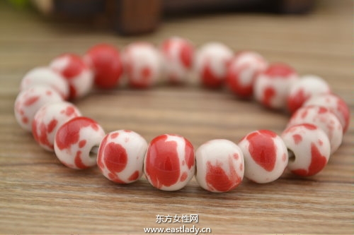 具有中国味的项链手镯