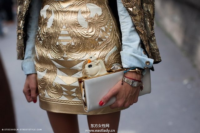 鞋包配饰让人耳目一新