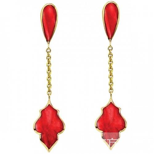 想 提气 那自然少不了一副亮眼的红色耳环