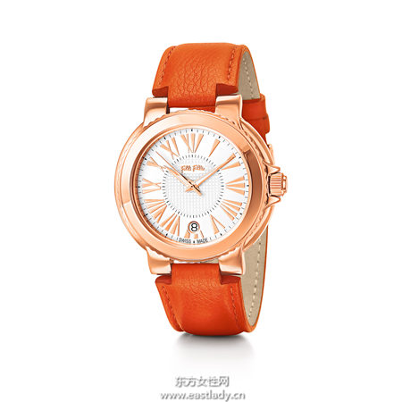 圣诞流行单品大搜罗 演绎独特圣诞时尚