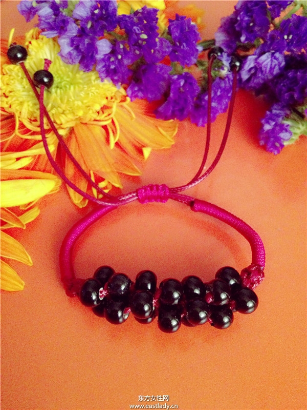 夏季热潮优雅手链伴你行