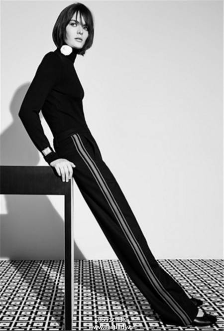 秋冬饰品就是要极简 今年潮人最流行的手环戴法