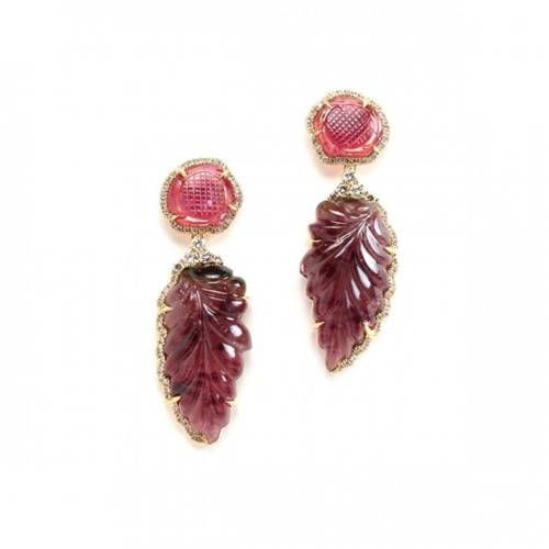 想 提气 那自然少不了一副亮眼的红色耳环