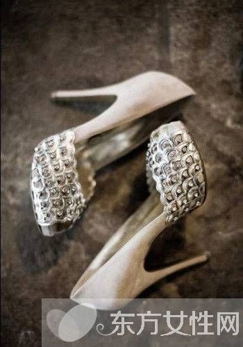 浪漫婚礼时尚高跟鞋 每个女孩都该美美哒出嫁