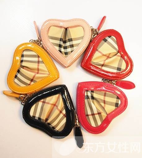 韩版时尚零钱包小巧又实用 只一眼就爱上它哟