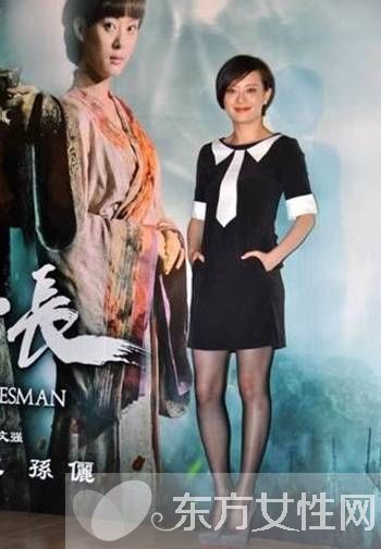 跟女星们学假领子搭配 让你成为路人中的焦点