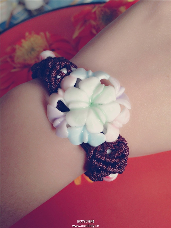 夏季热潮优雅手链伴你行