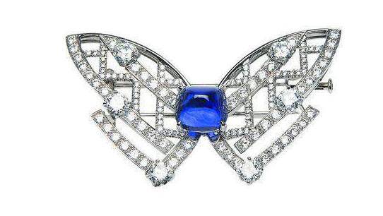 它居然是奥黛丽赫本一生中最爱的胸针饰品