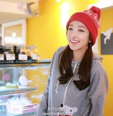 冬日时尚针织帽提升美眉靓丽指数