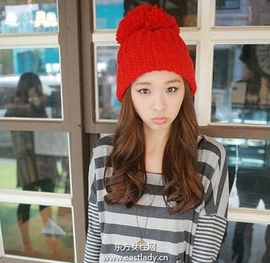冬日时尚针织帽提升美眉靓丽指数